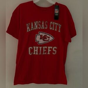 Kansas City Chiefs NFL Red T-Shirt woman’s size Large NWT
